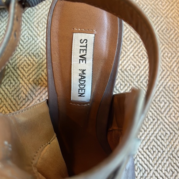 Steve Madden Gray Carnabi Block Heel Peep Toe Heels, 8M - Picture 6 of 10